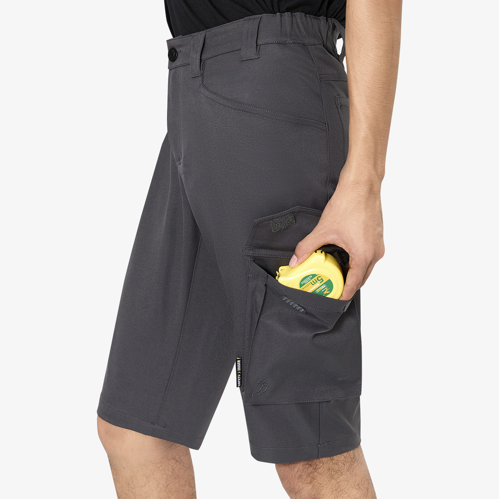 ESSENTIAL SHORT