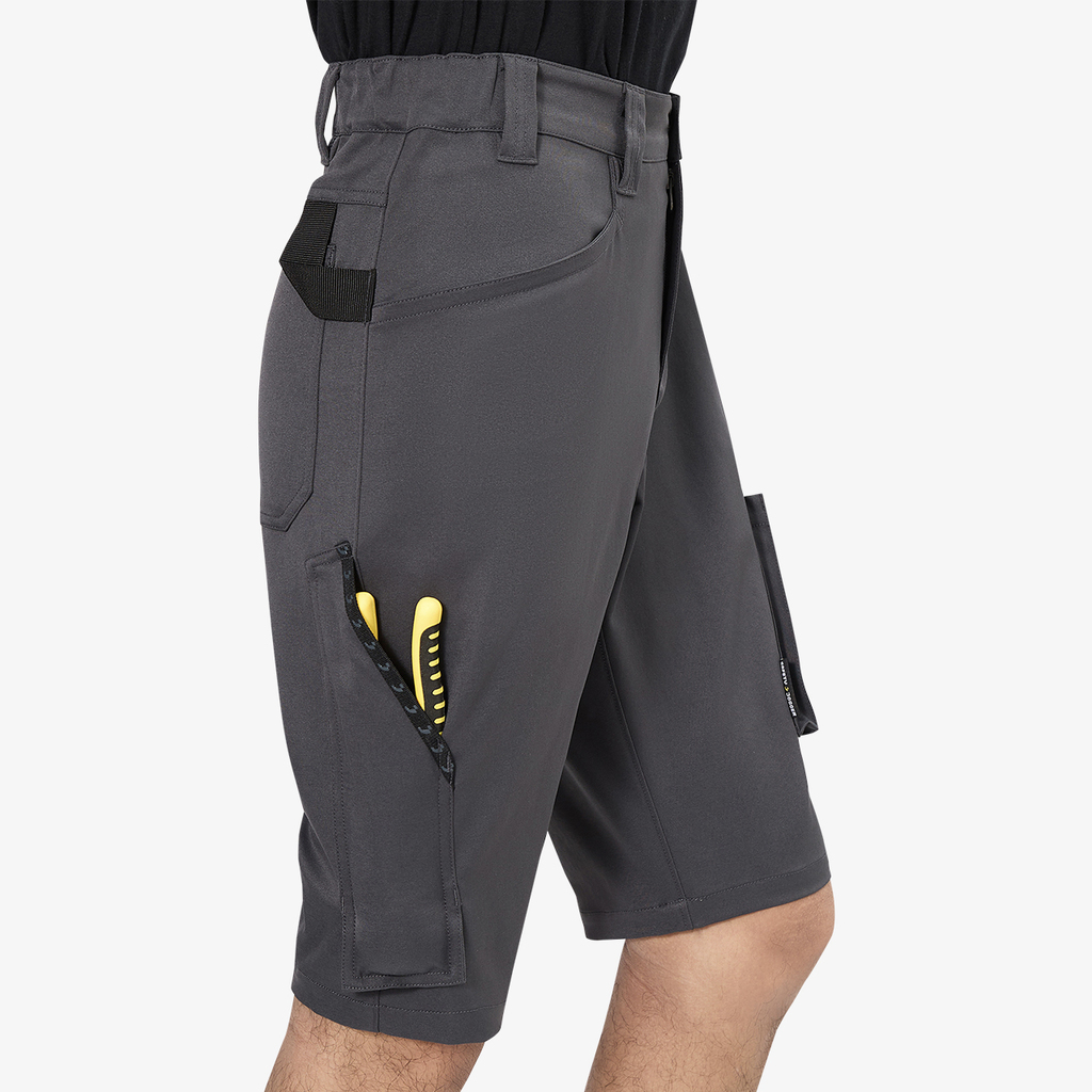 ESSENTIAL SHORT